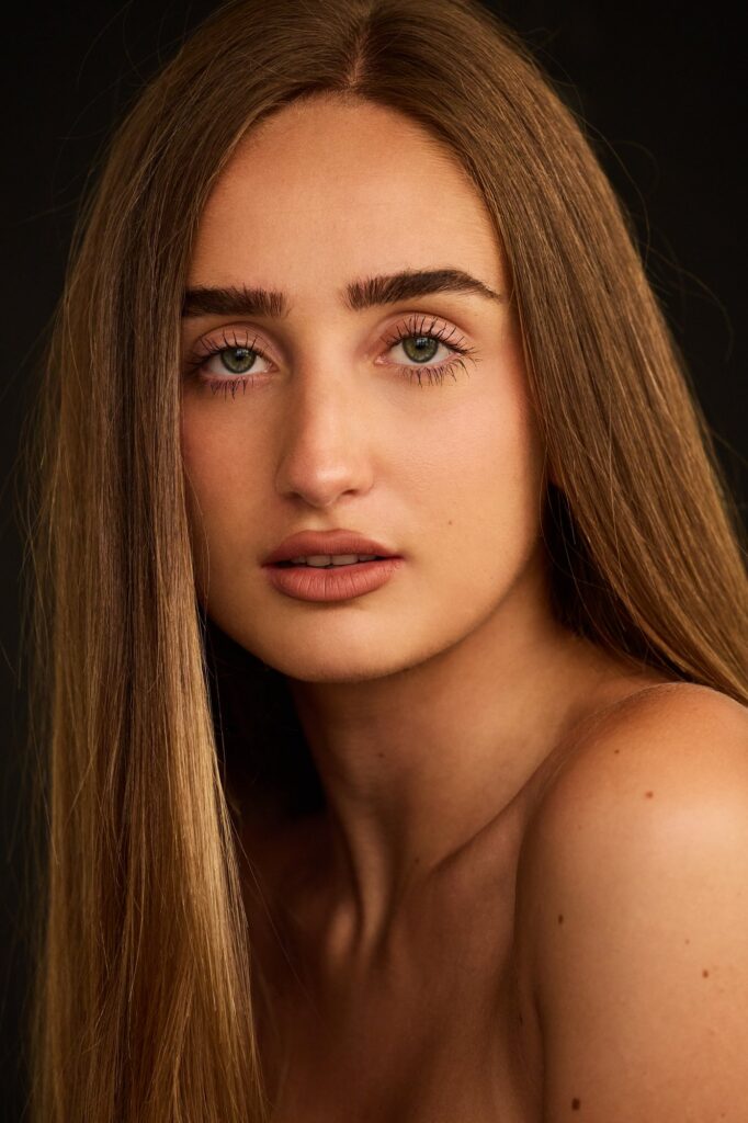 AG model portfolio photo 1