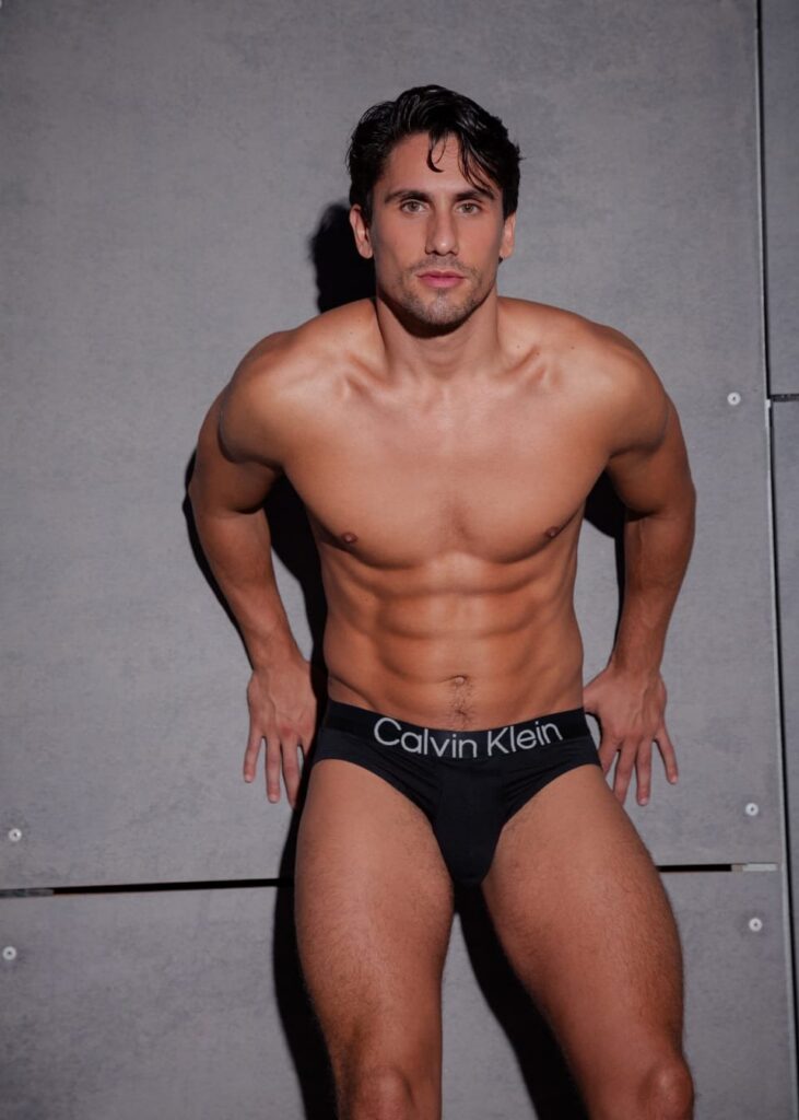 ATZ model portfolio photo 10