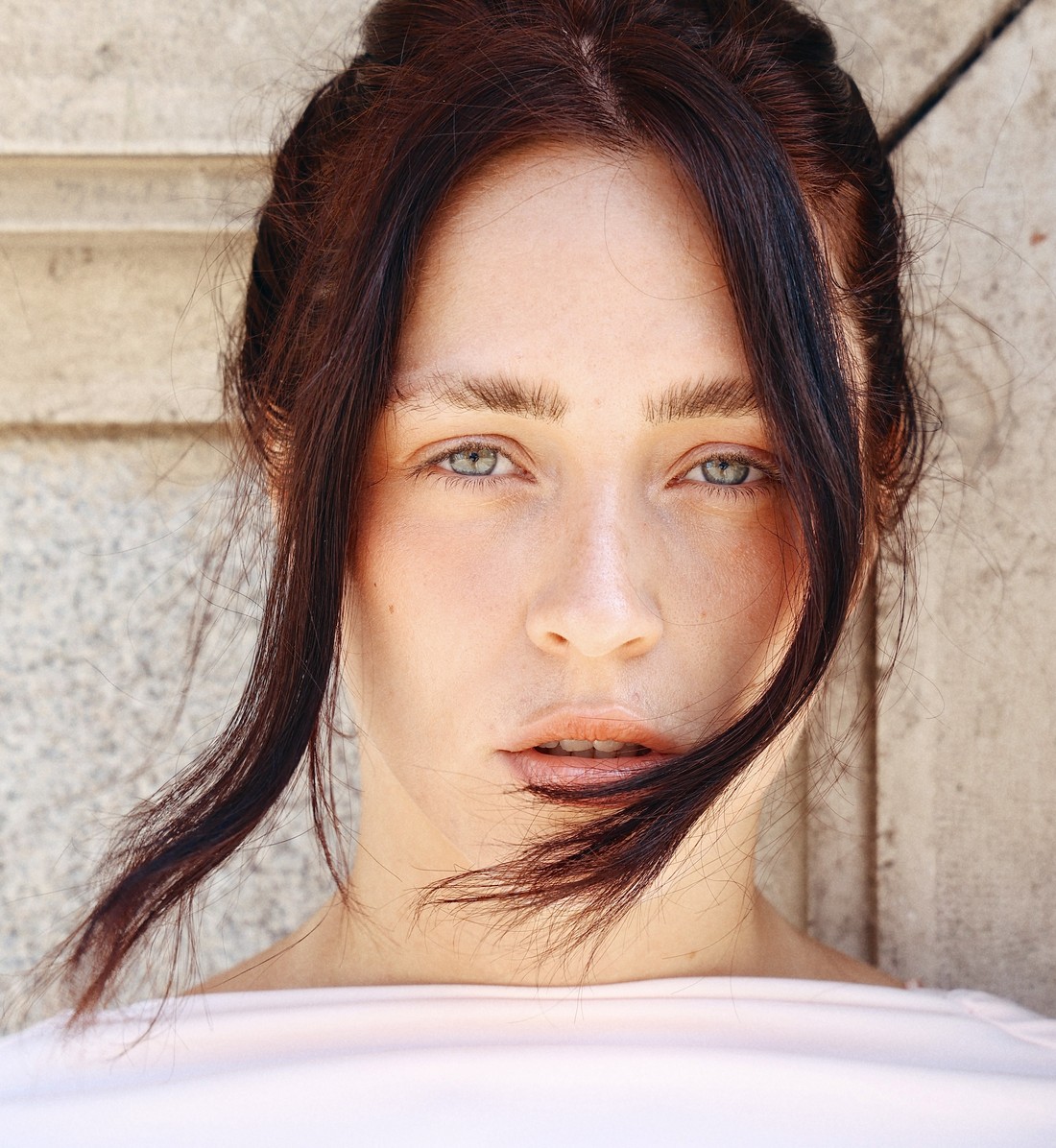 EL model headshot