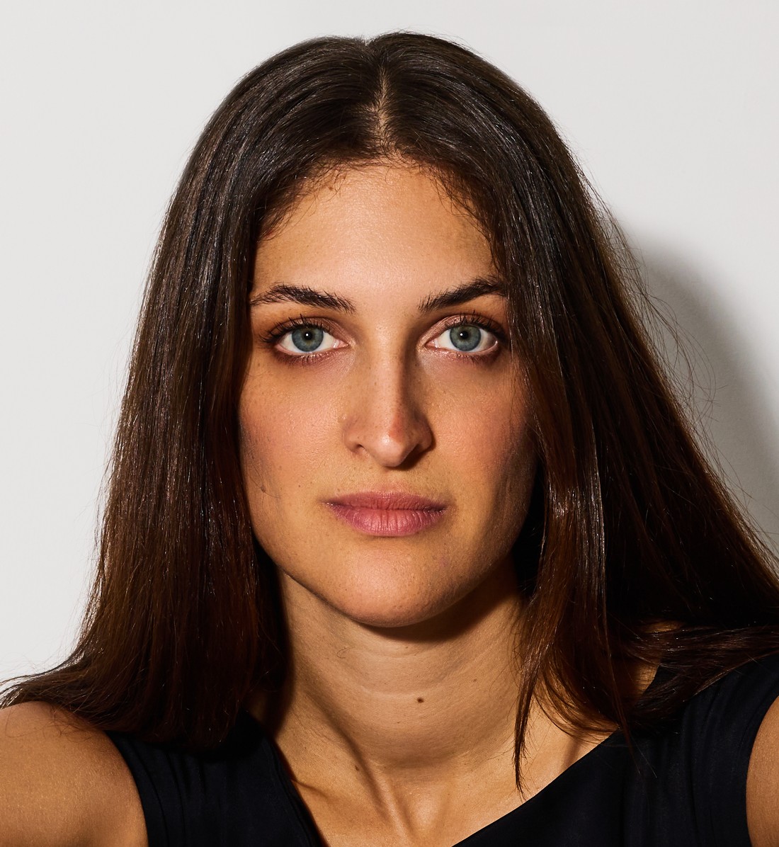 LB model headshot
